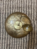 metal hanging pendant light - product photo 1