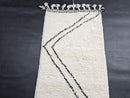 Custom White Moroccan Mrirt Runner Rug – Handwoven Wool Narrow Zigzag Hallway Carpet – Minimalist Boho Long Beni Style – high quality Wool
