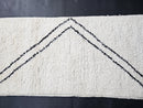 Custom White Moroccan Mrirt Runner Rug – Handwoven Wool Narrow Zigzag Hallway Carpet – Minimalist Boho Long Beni Style – high quality Wool