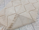 Minimalist Moroccan Beni Ourain Rug – Cream Wool Diamond Pattern Carpet for Japandi, Boho & Scandinavian Interiors | Handmade Wool Rug